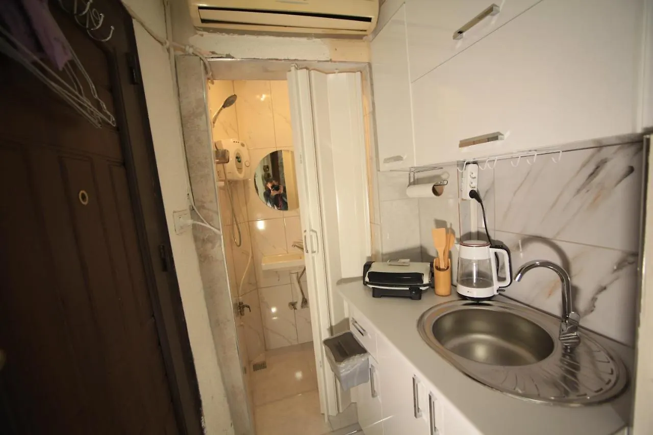 Private Room In Heart Of Taksim Square 1 Istanboel 0*,