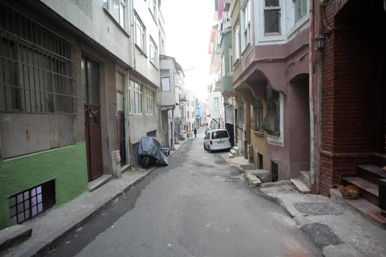 Private Room In Heart Of Taksim Square 1 Istanbul