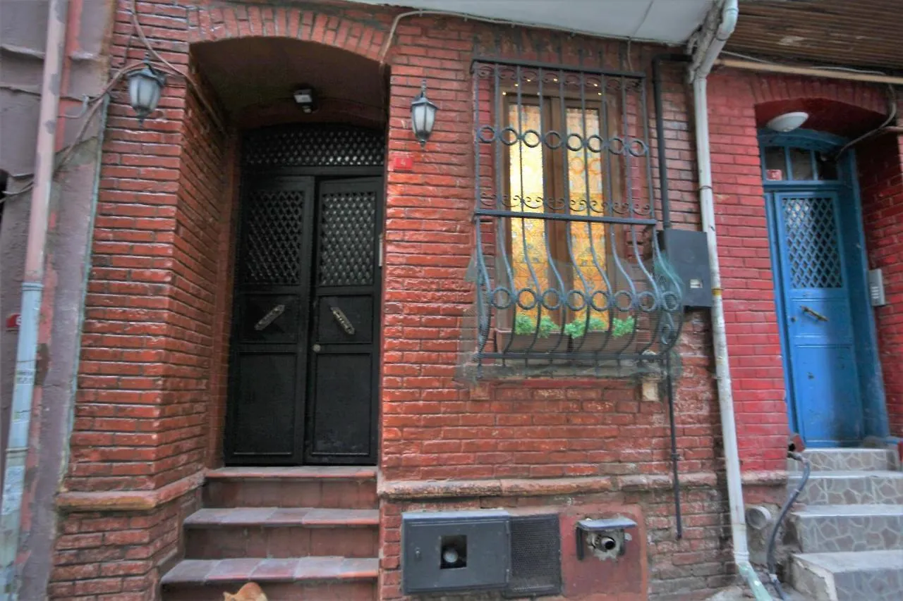 Apartment Private Room In Heart Of Taksim Square 1 Istanbul